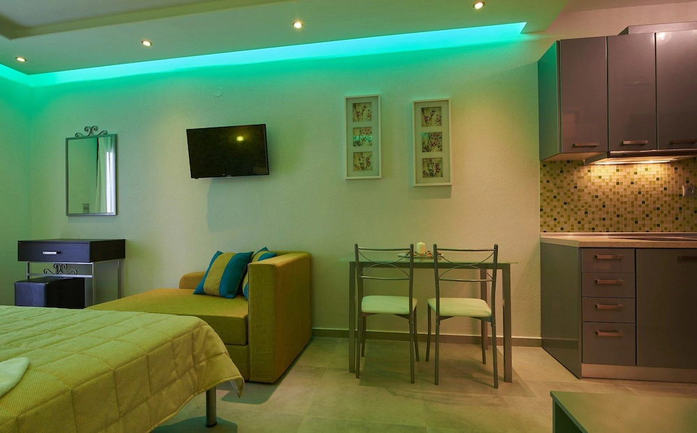 Grey House Apartments