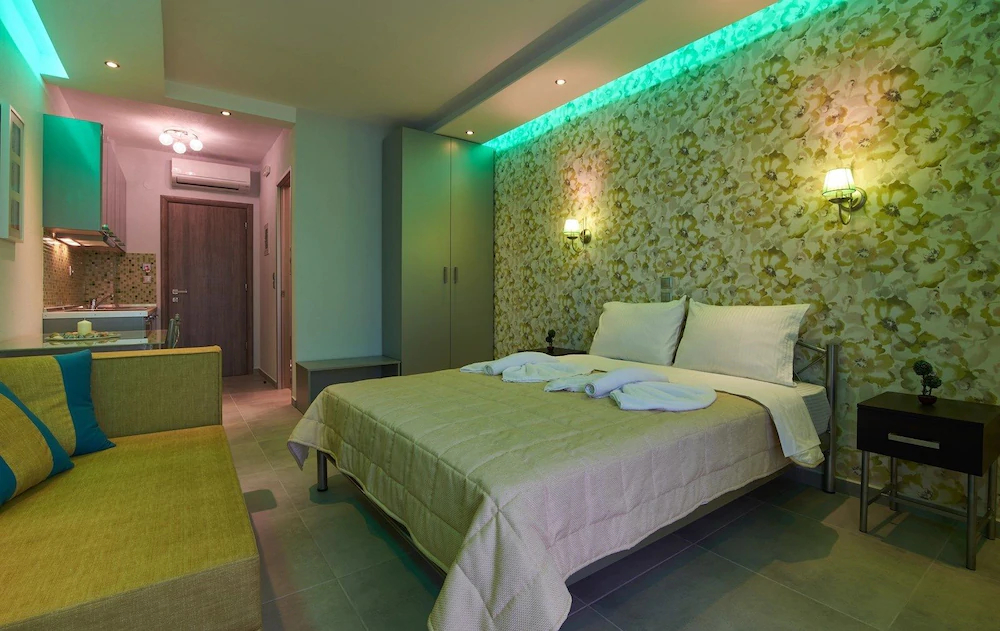 Grey House Apartments