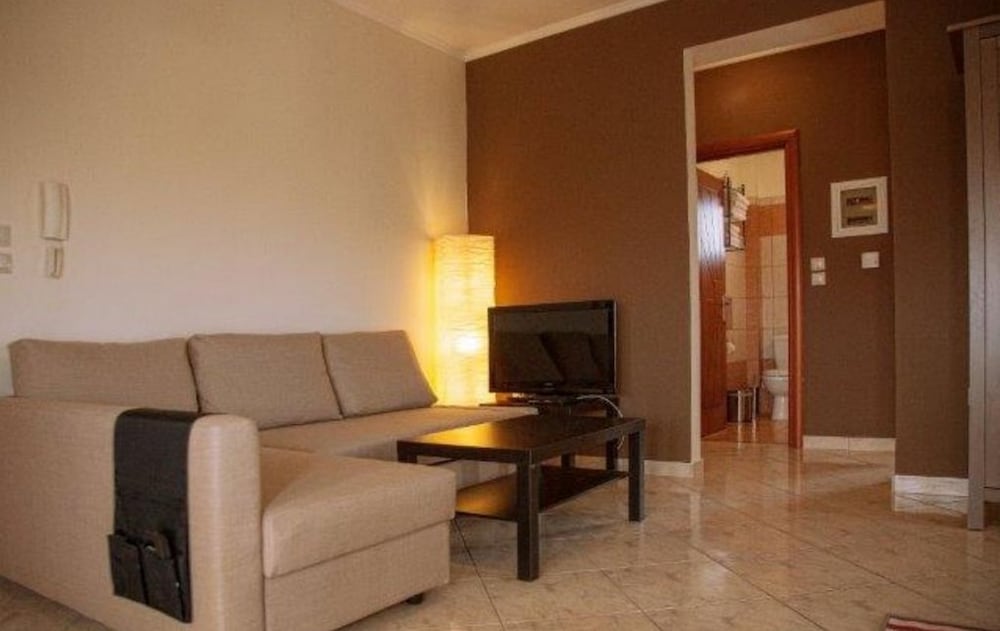 Grey House Apartments