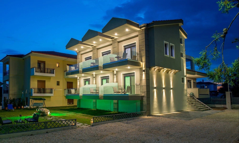 Grey House Apartments