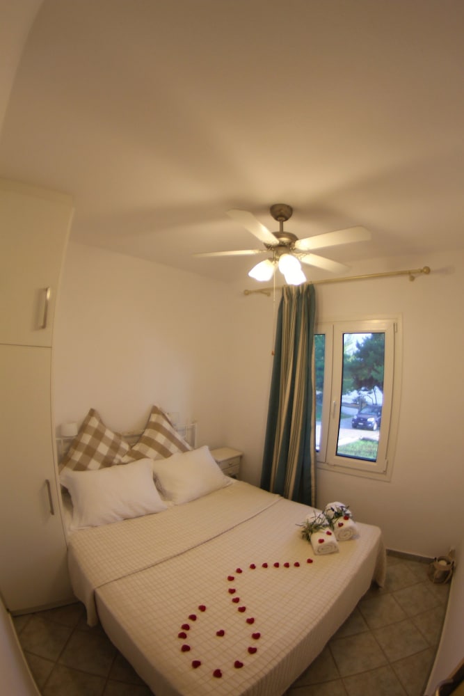 Moriel Seaside Homes Suites