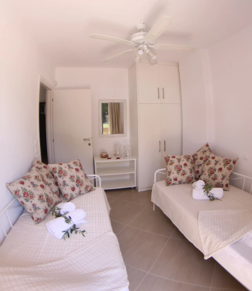 Moriel Seaside Homes Suites