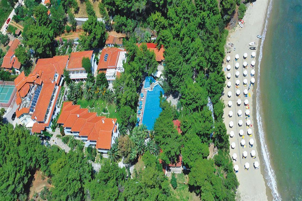 Porfi Beach Hotel