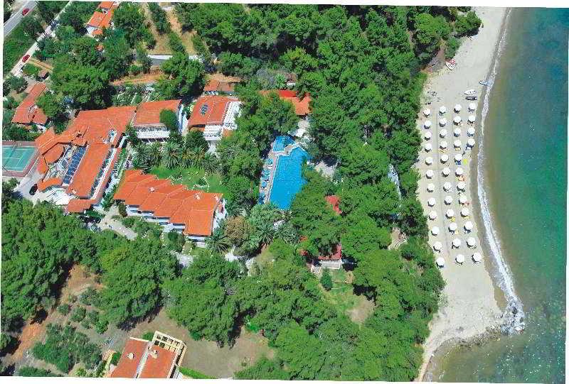Porfi Beach Hotel