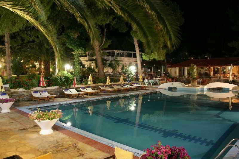 Porfi Beach Hotel