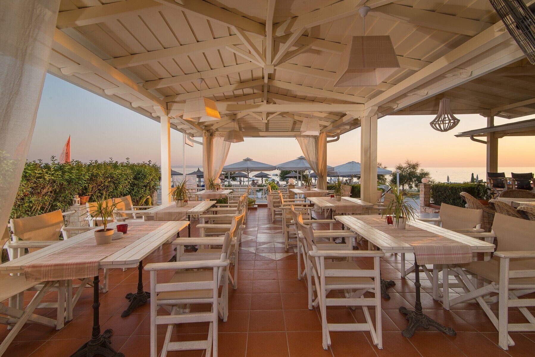 Assano Sea Front Luxury