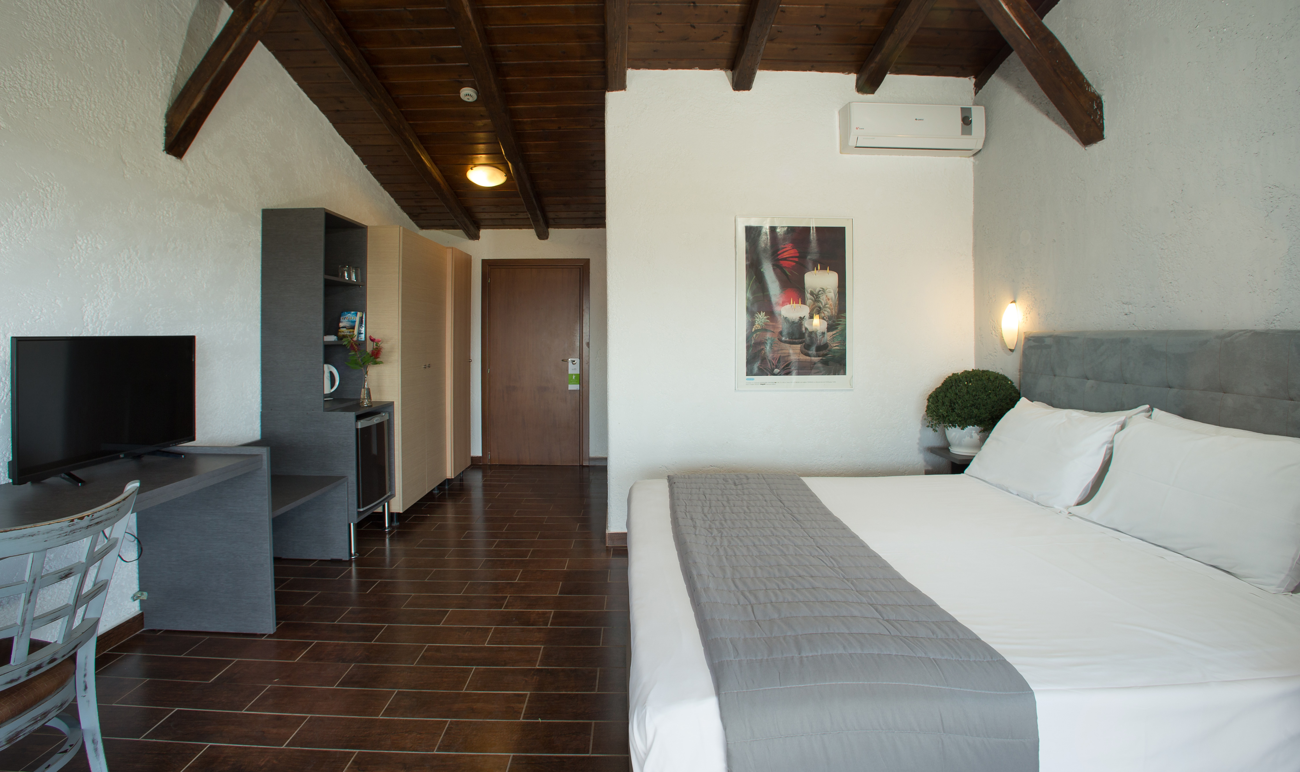 Coral Blue Beach Hotel