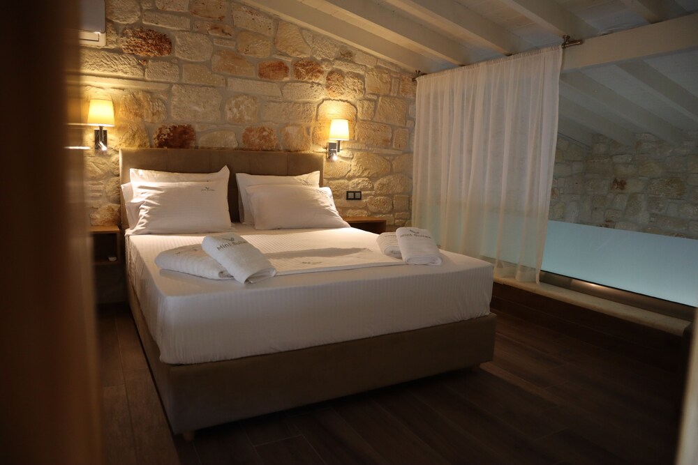 Mint Retreat Suites