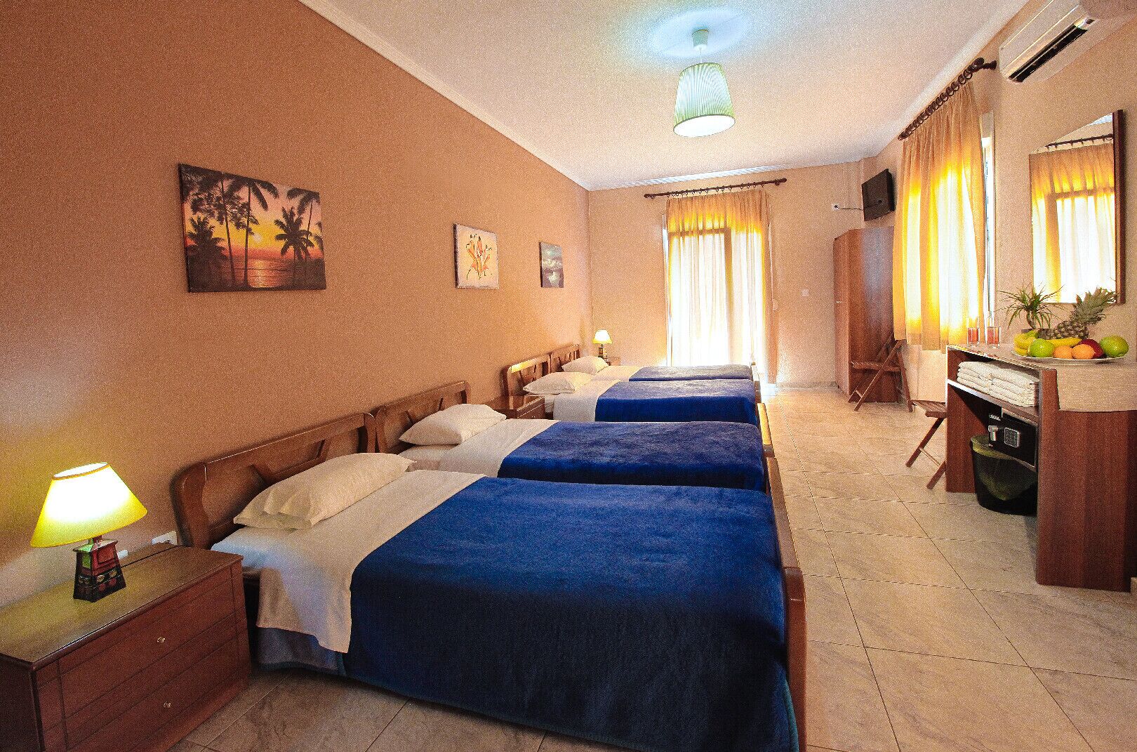 Hotel Epavli
