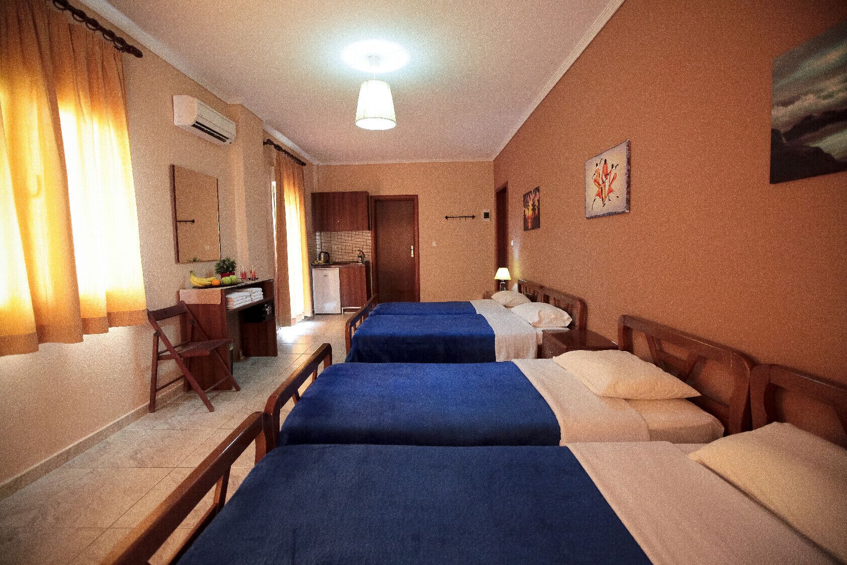 Hotel Epavli