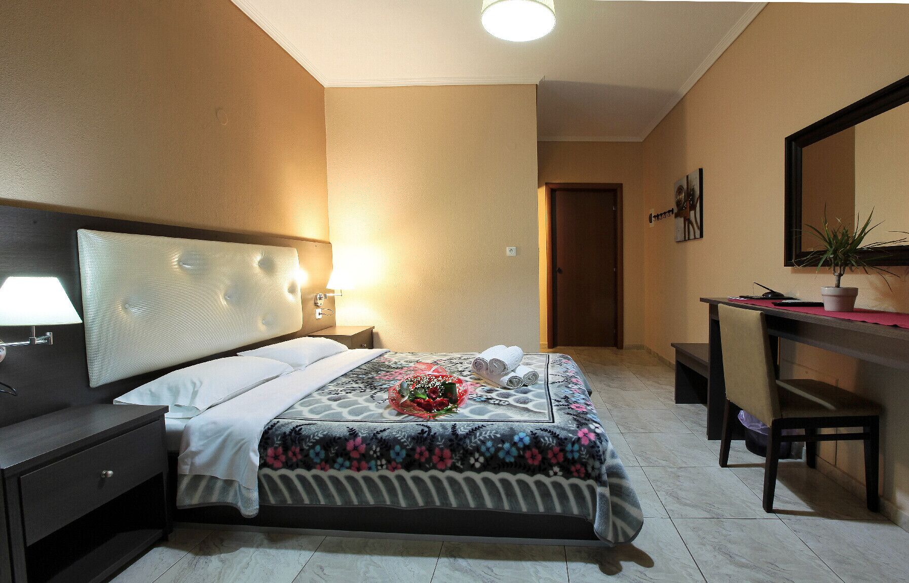 Hotel Epavli