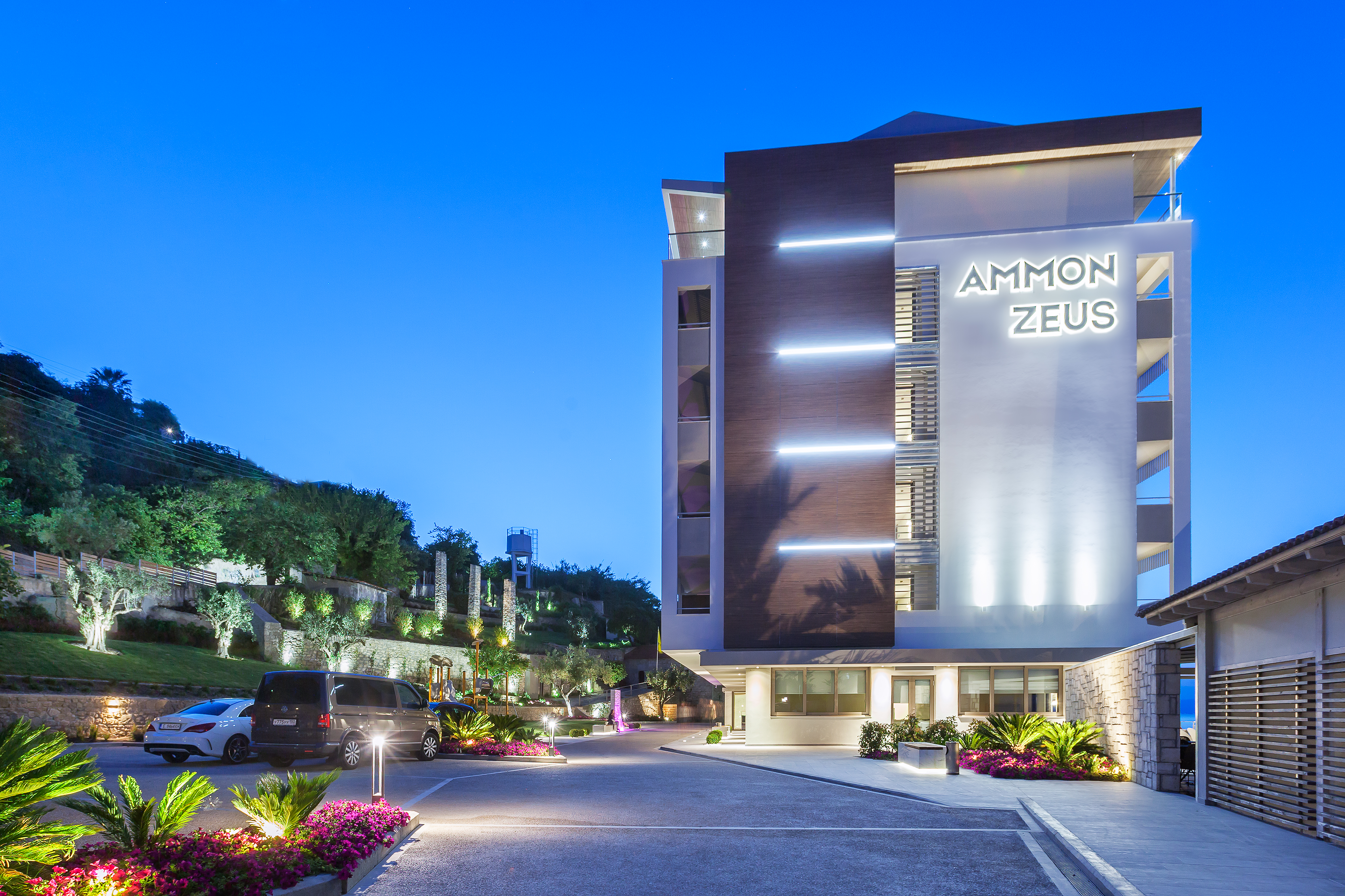 Ammon Zeus Luxury Beach Hotel