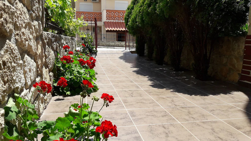 Giorgio Apartments