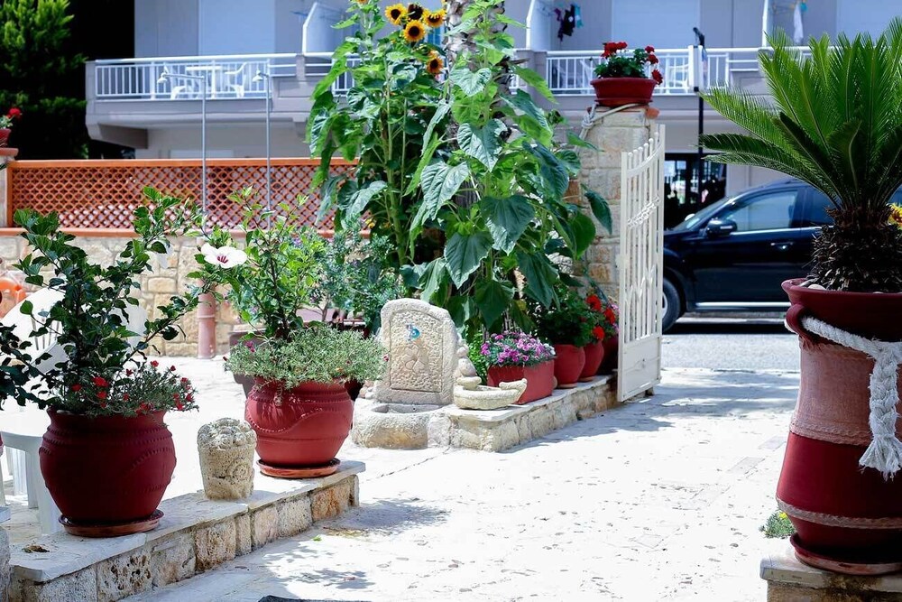 Melis Studios