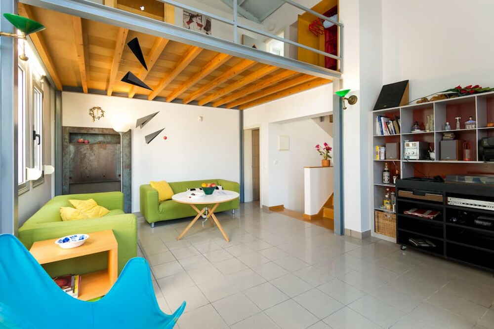 Green Bay Villa by JJ Hospitality