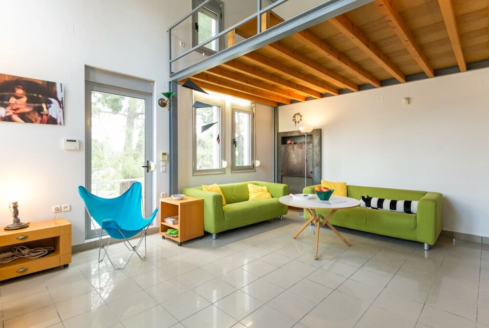 Green Bay Villa by JJ Hospitality
