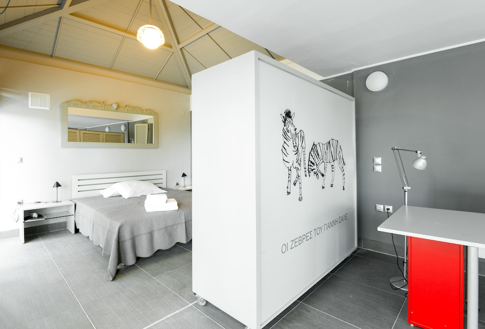 Villa Azzuro by JJ Hospitality