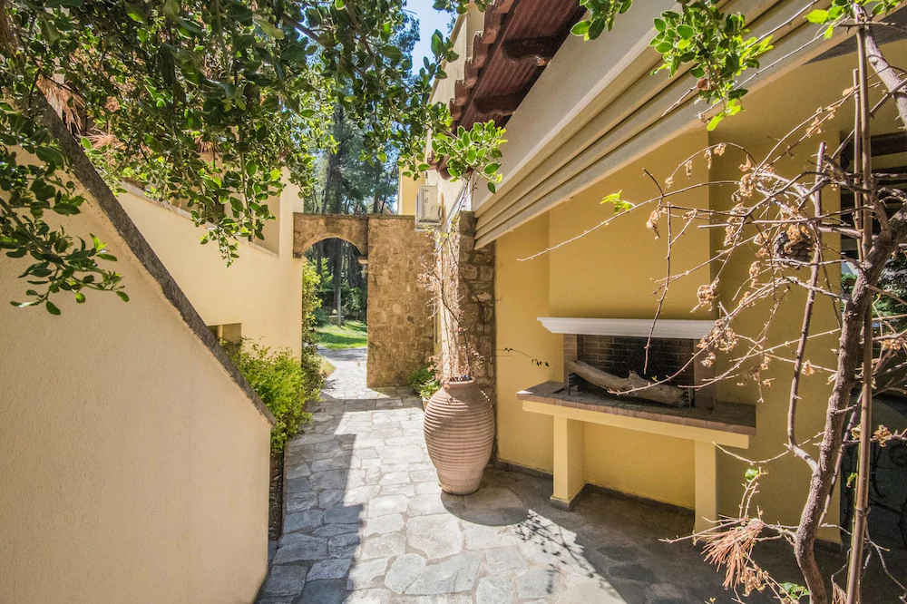 Calypso Luxurious Villa with Pool by halu!