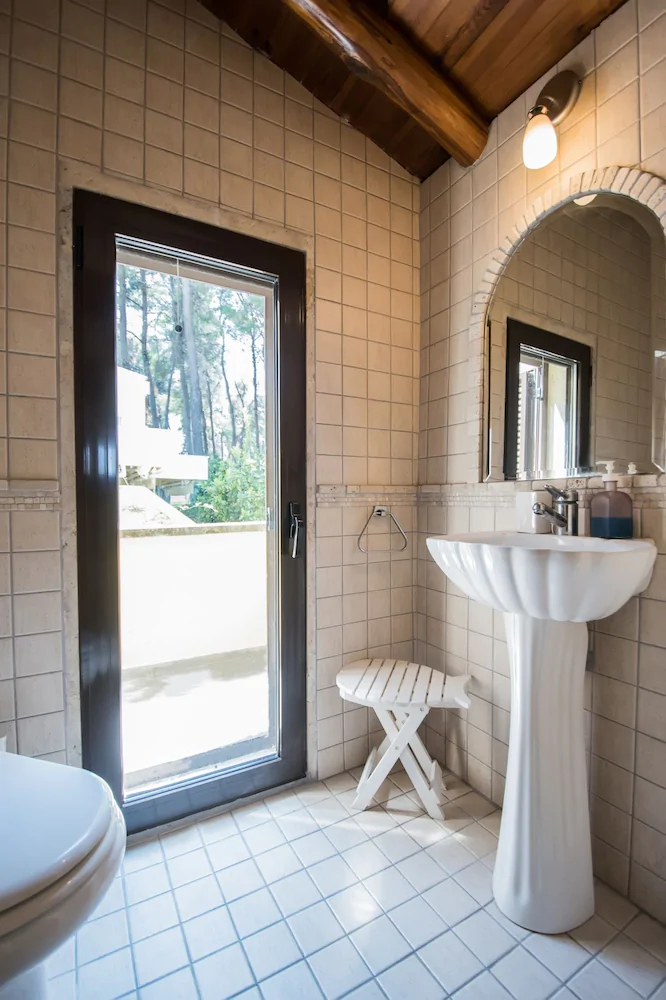 Calypso Luxurious Villa with Pool by halu!