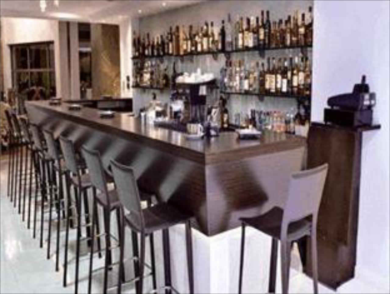 Habitat Hotel