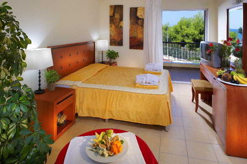 Portes Beach Hotel