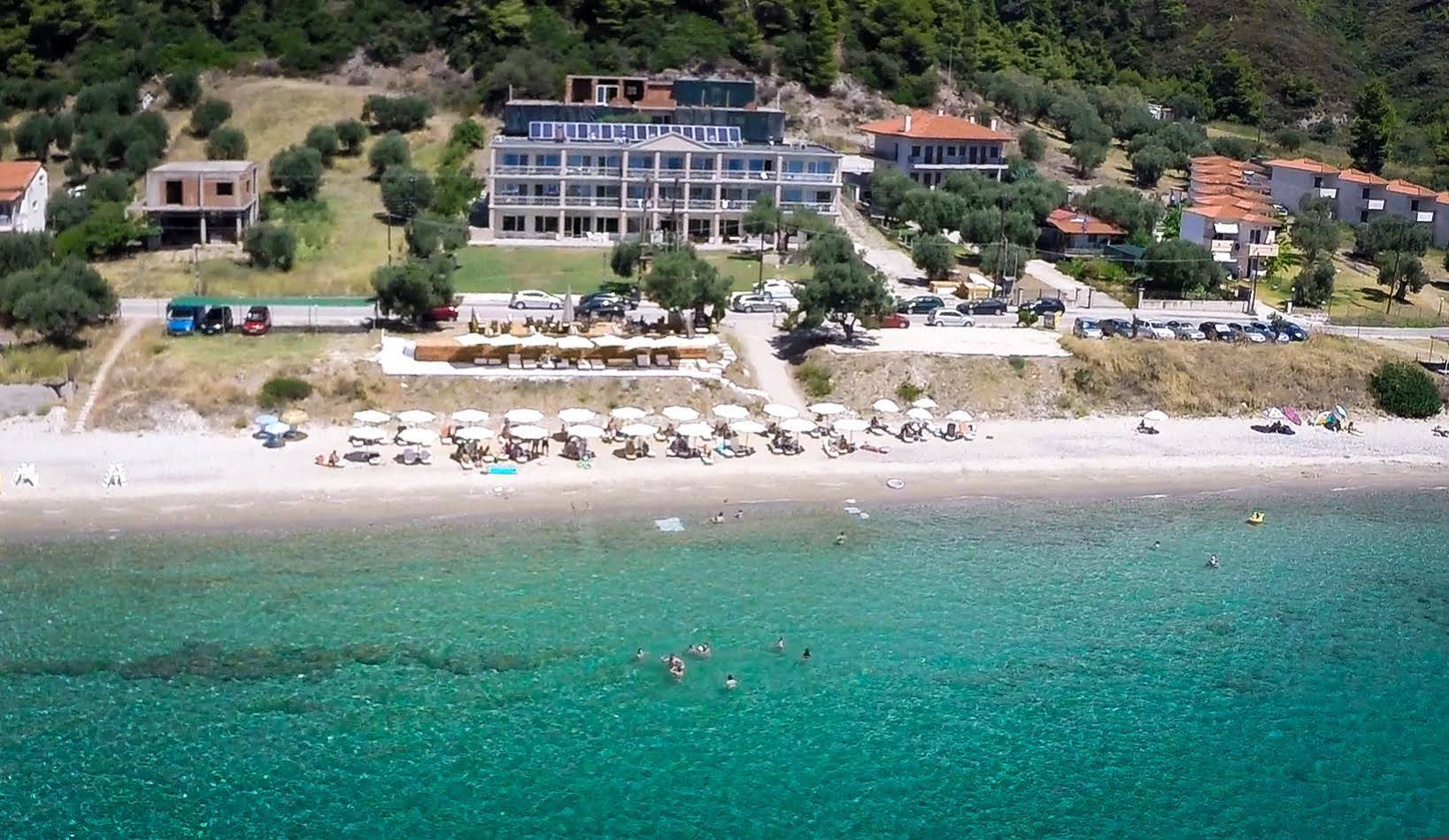 Crown Hotel