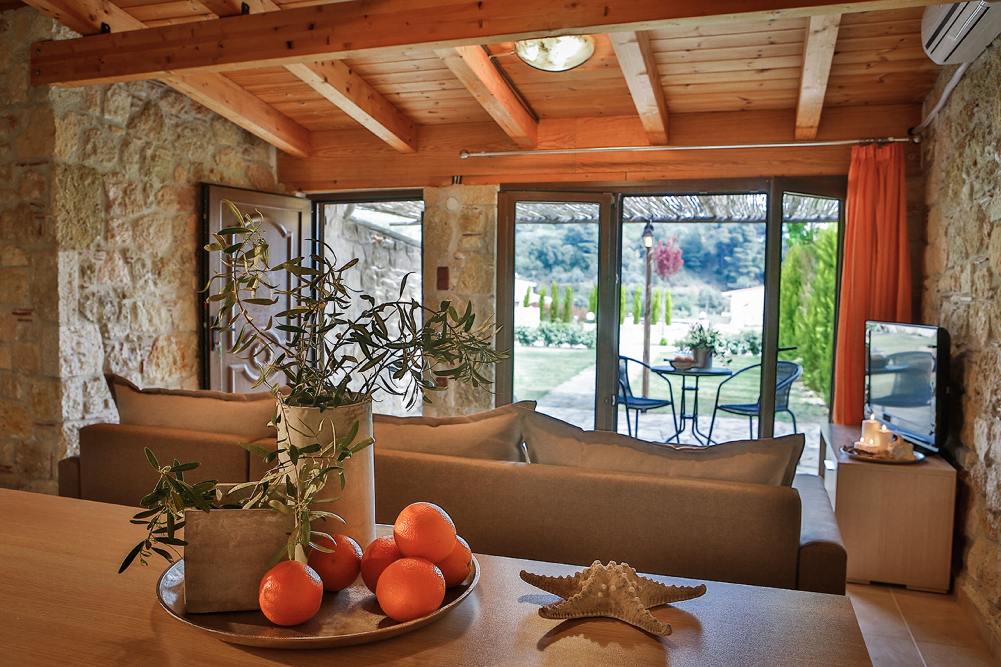 Stigmes Villas & Suites