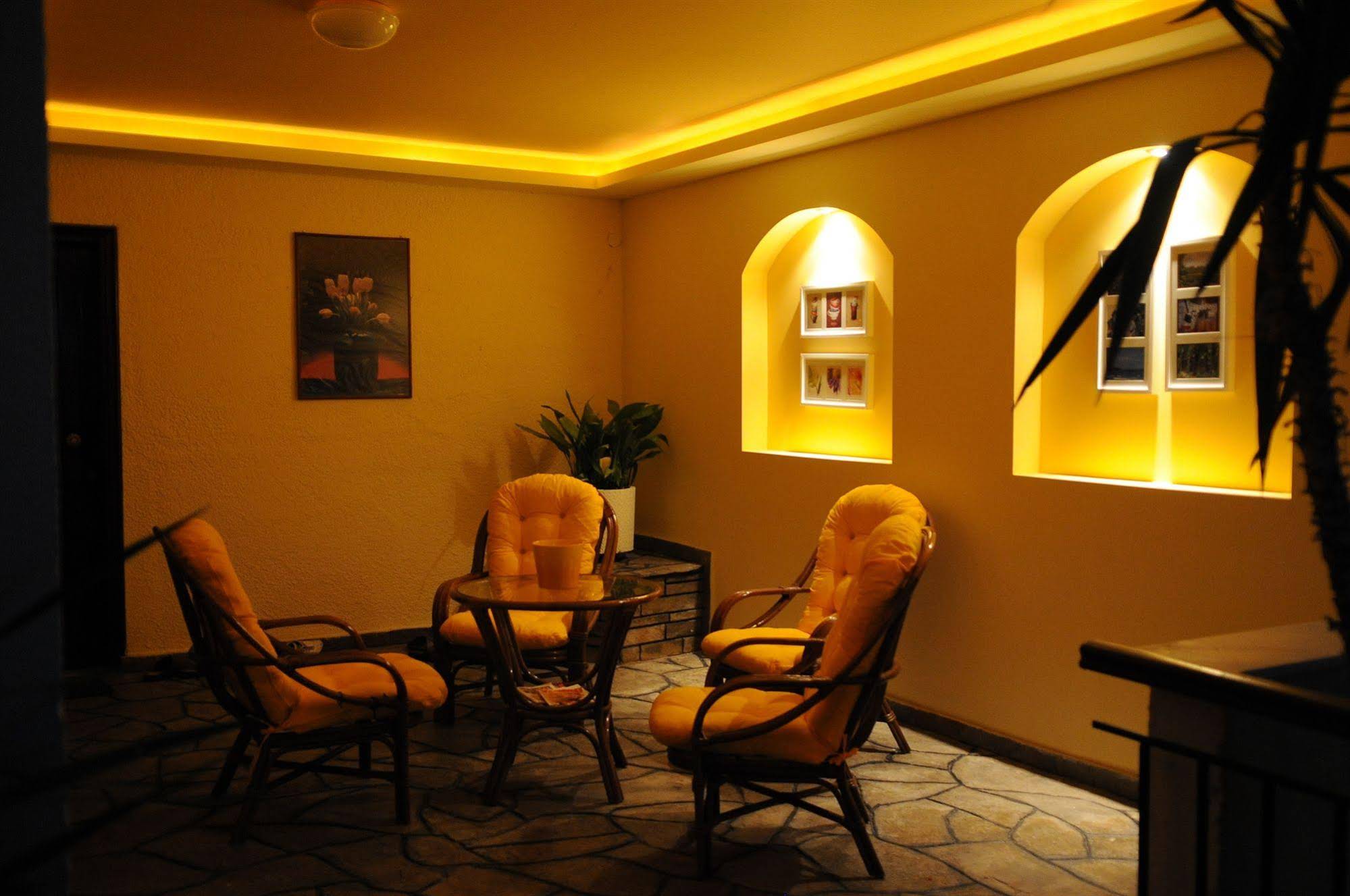 Hotel Petunia