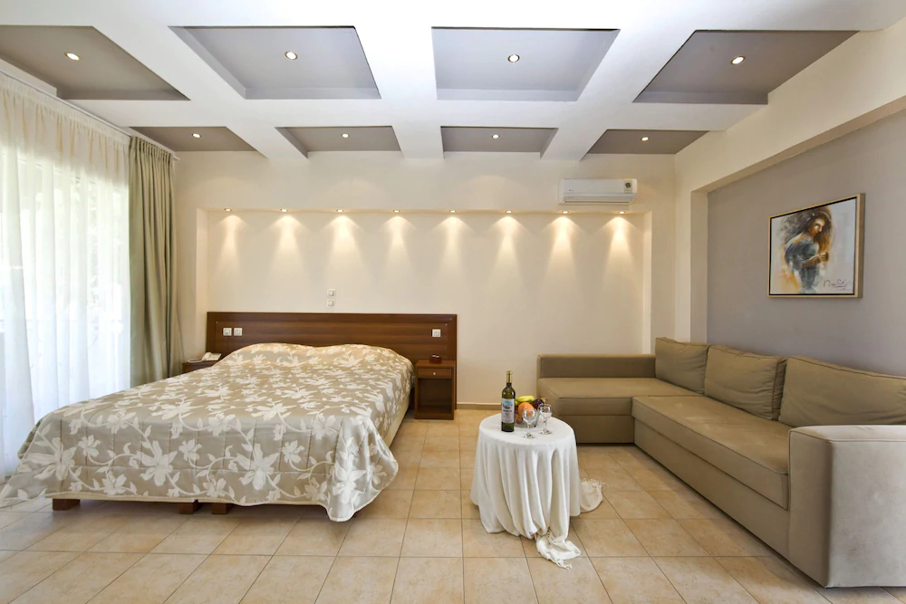 Kelyfos Hotel