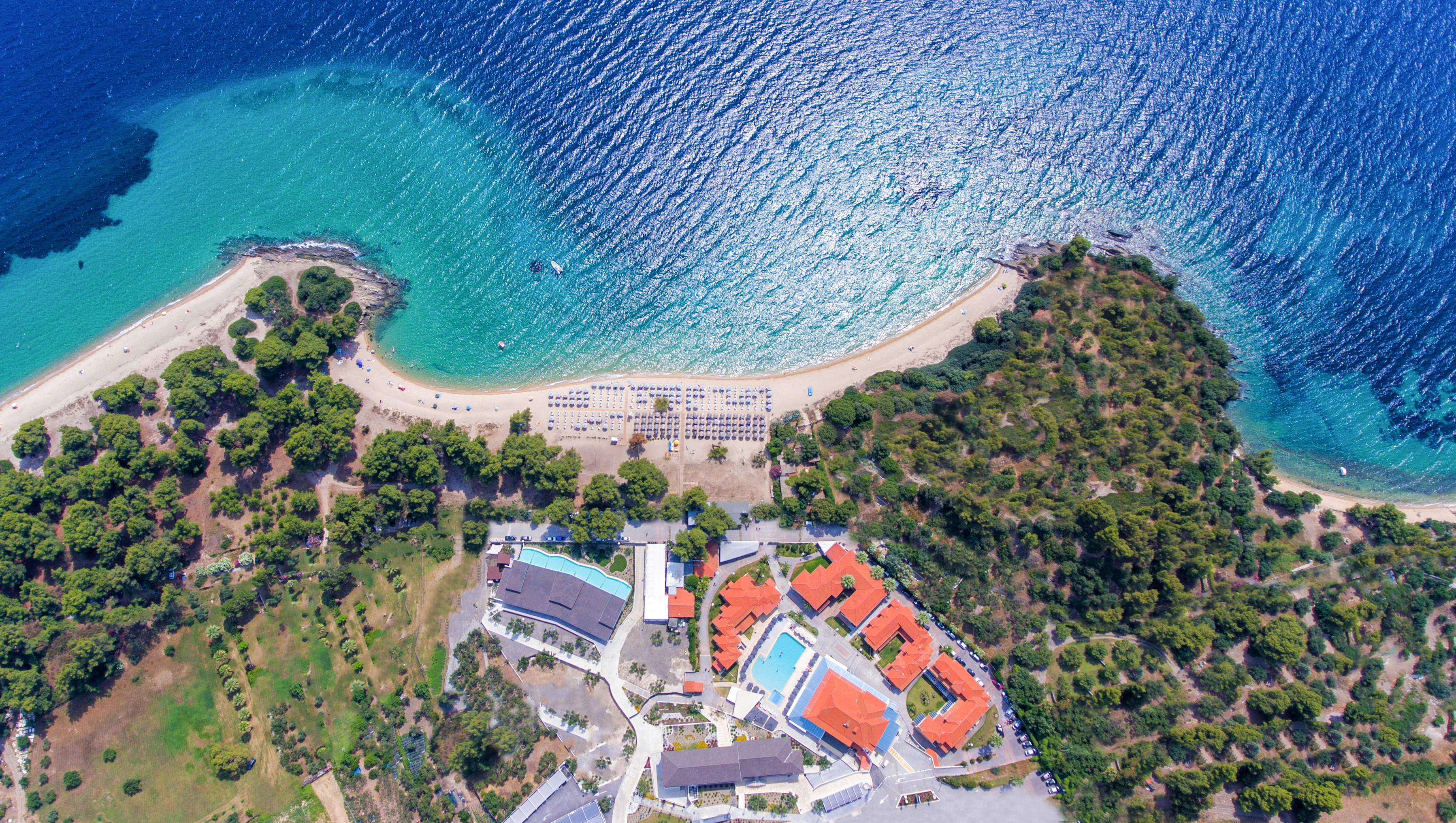 Lagomandra Beach Hotel