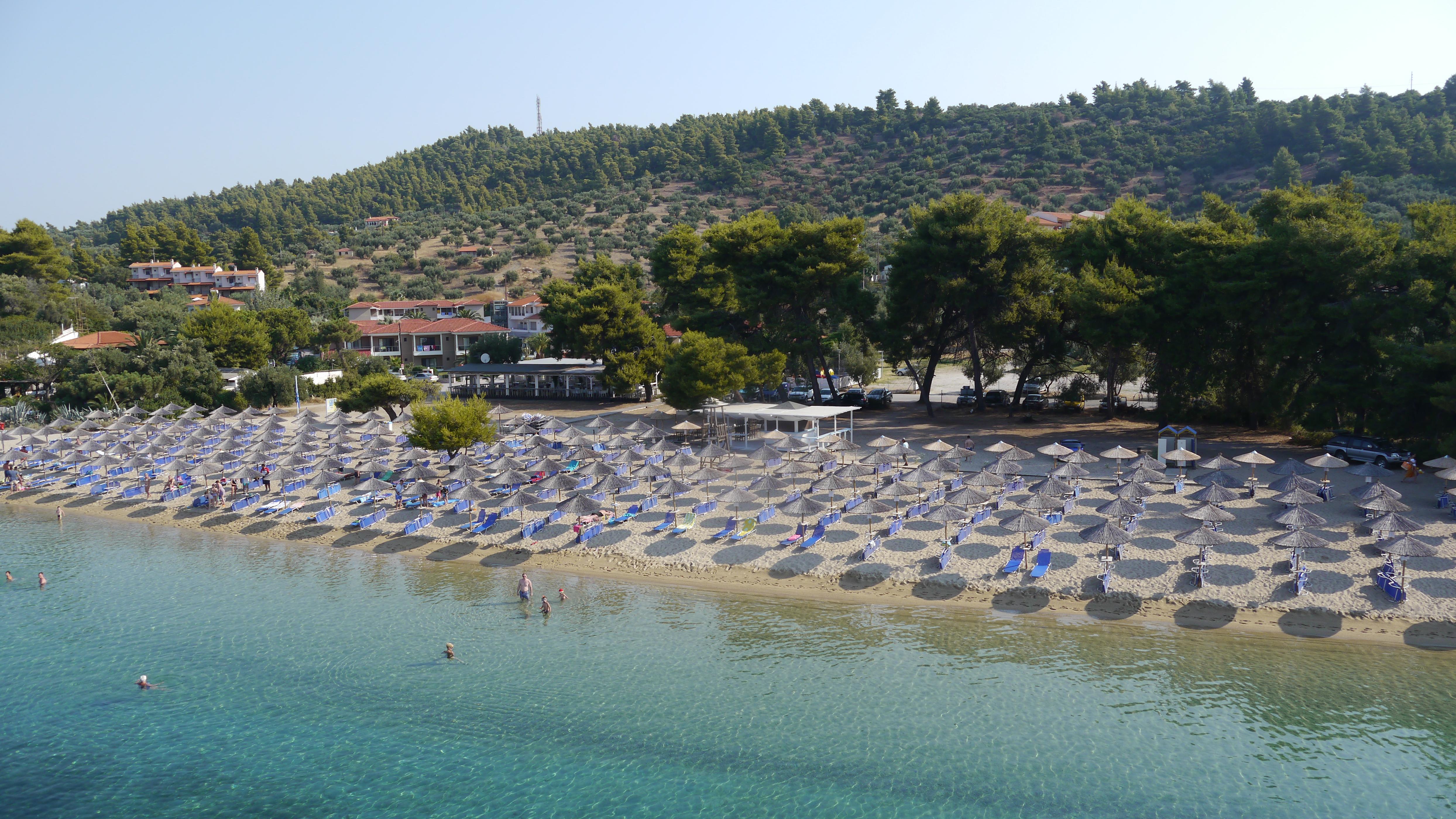 Lagomandra Beach Hotel