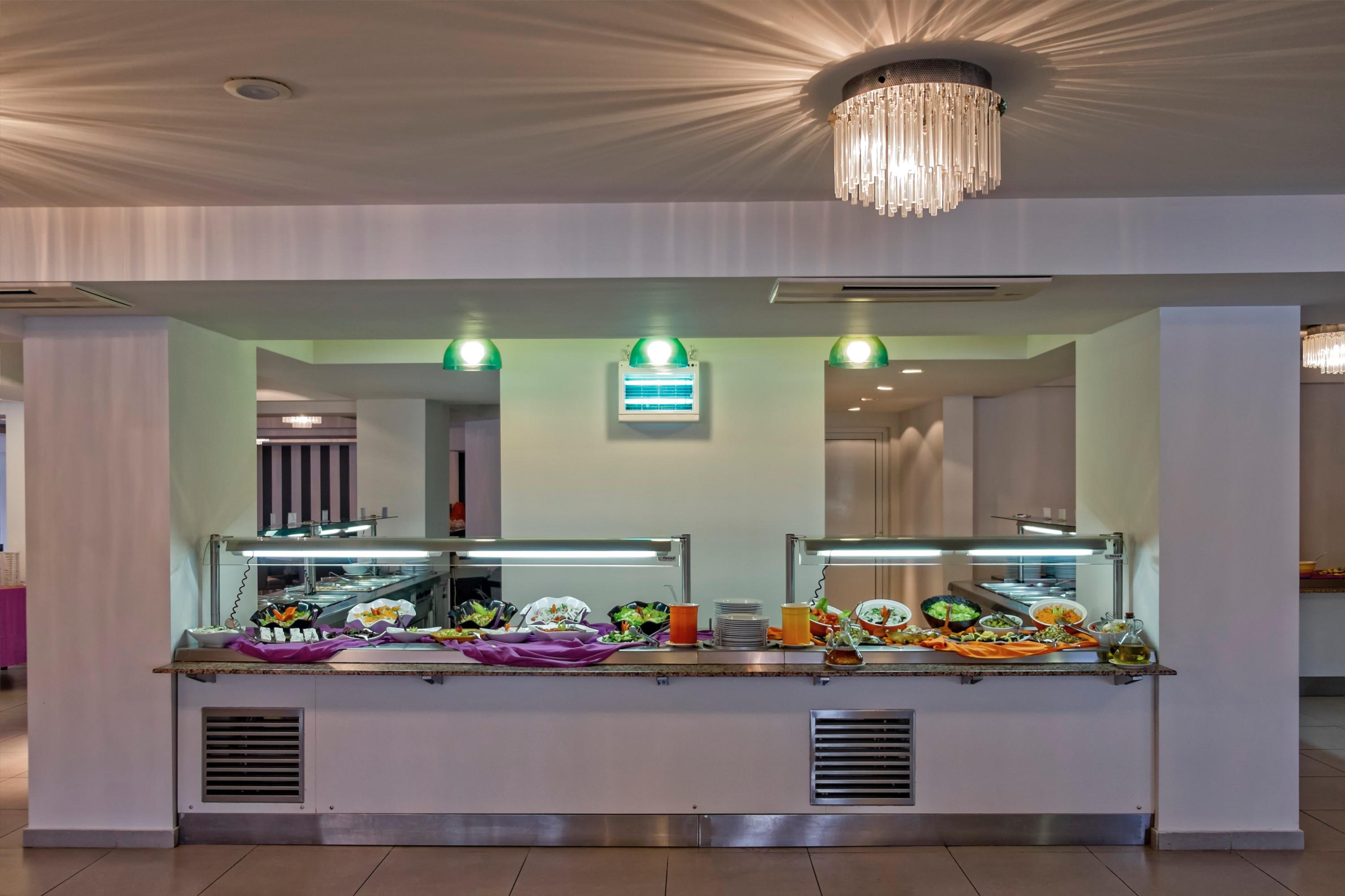 Lagomandra Beach Hotel