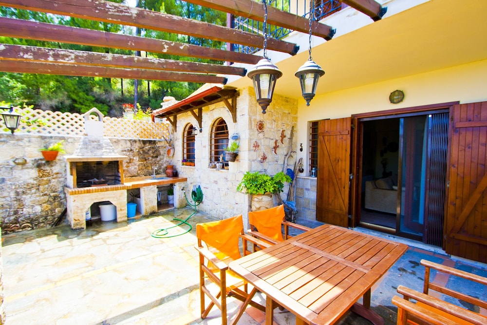 Bizmut Garden House