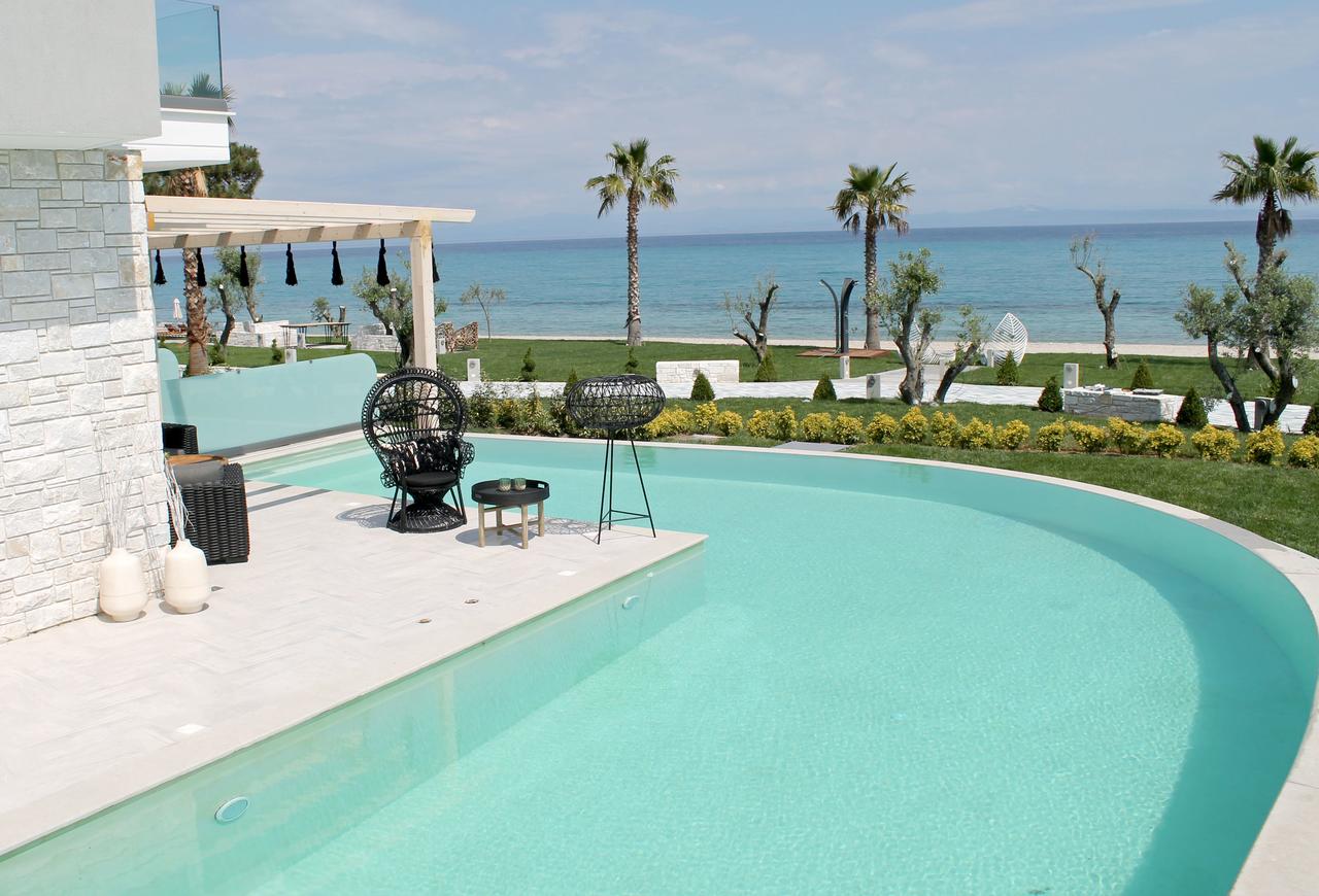Blue Carpet Luxury Suites