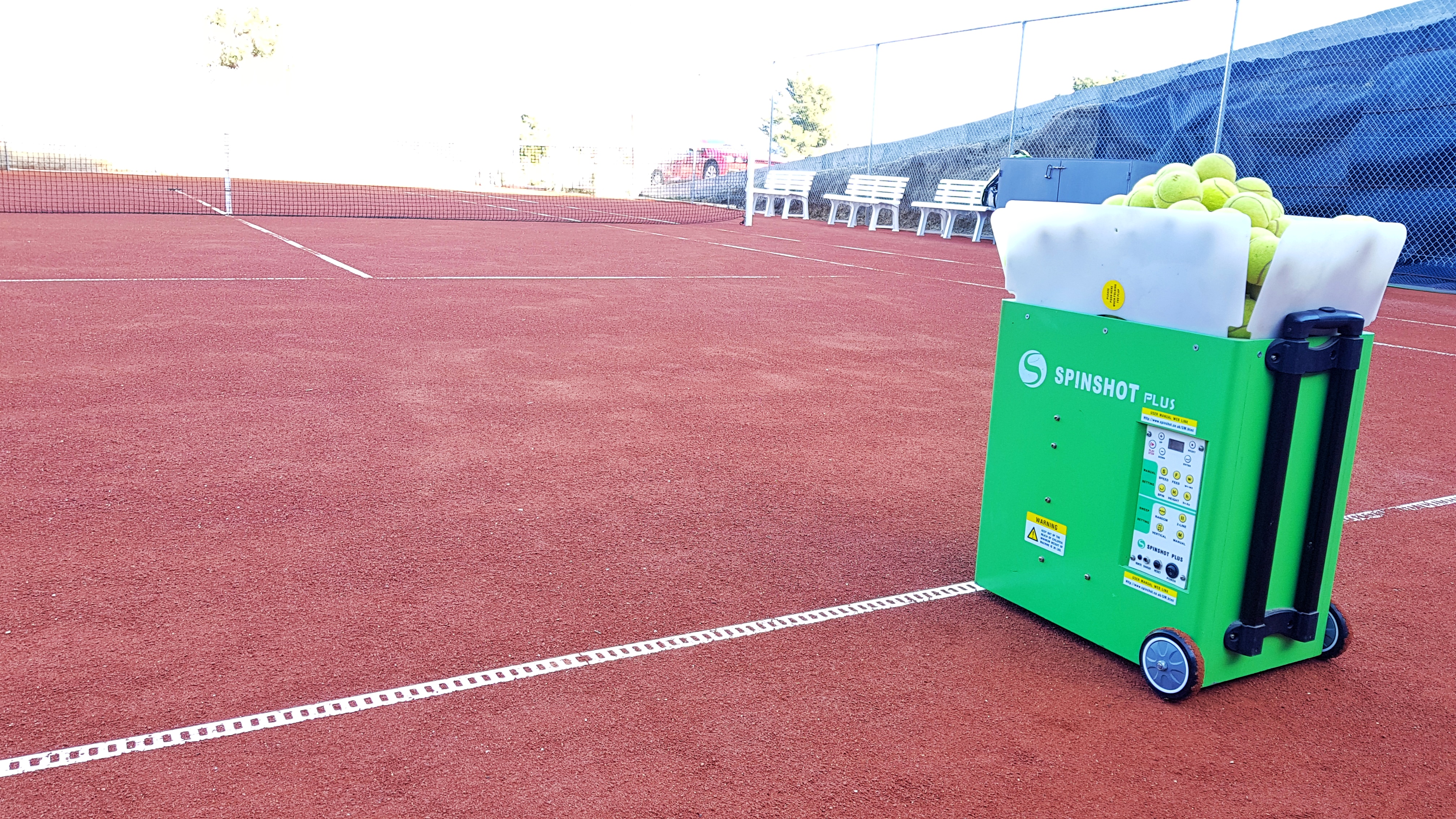 Bungalow White Apartments And Suites