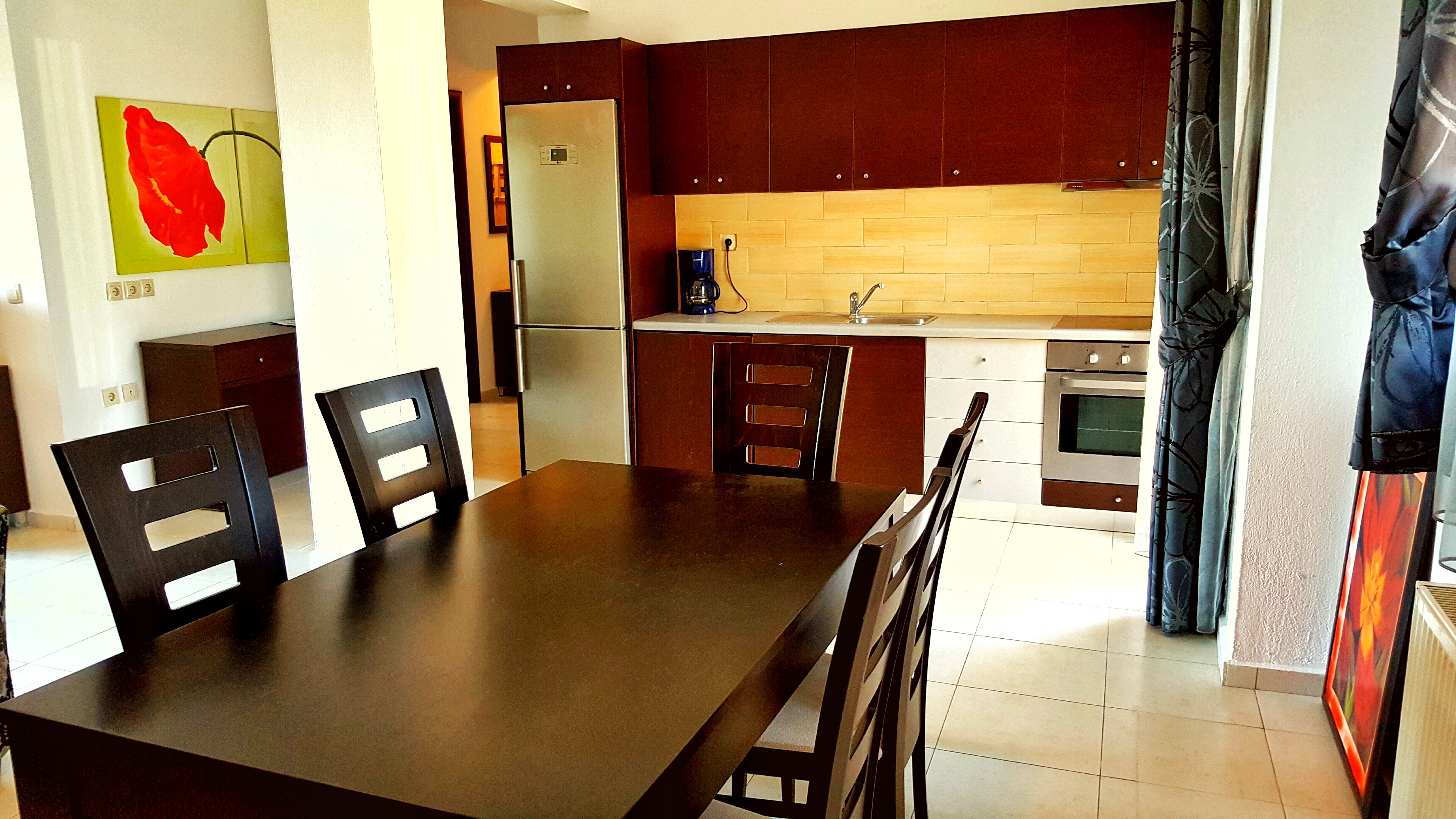 Bungalow White Apartments And Suites