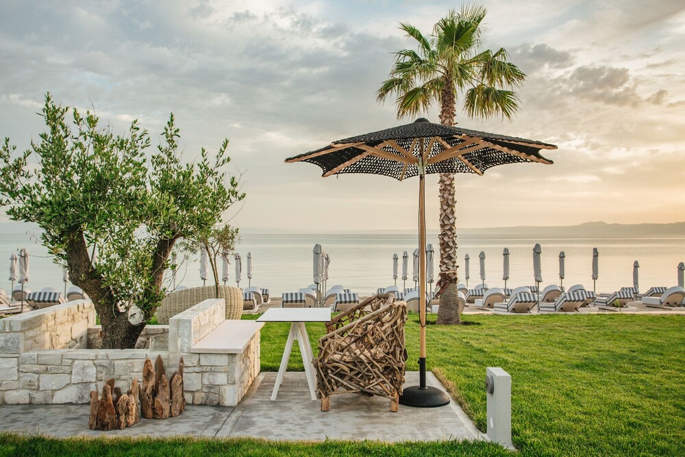 Cocooning Suites by Blue Carpet