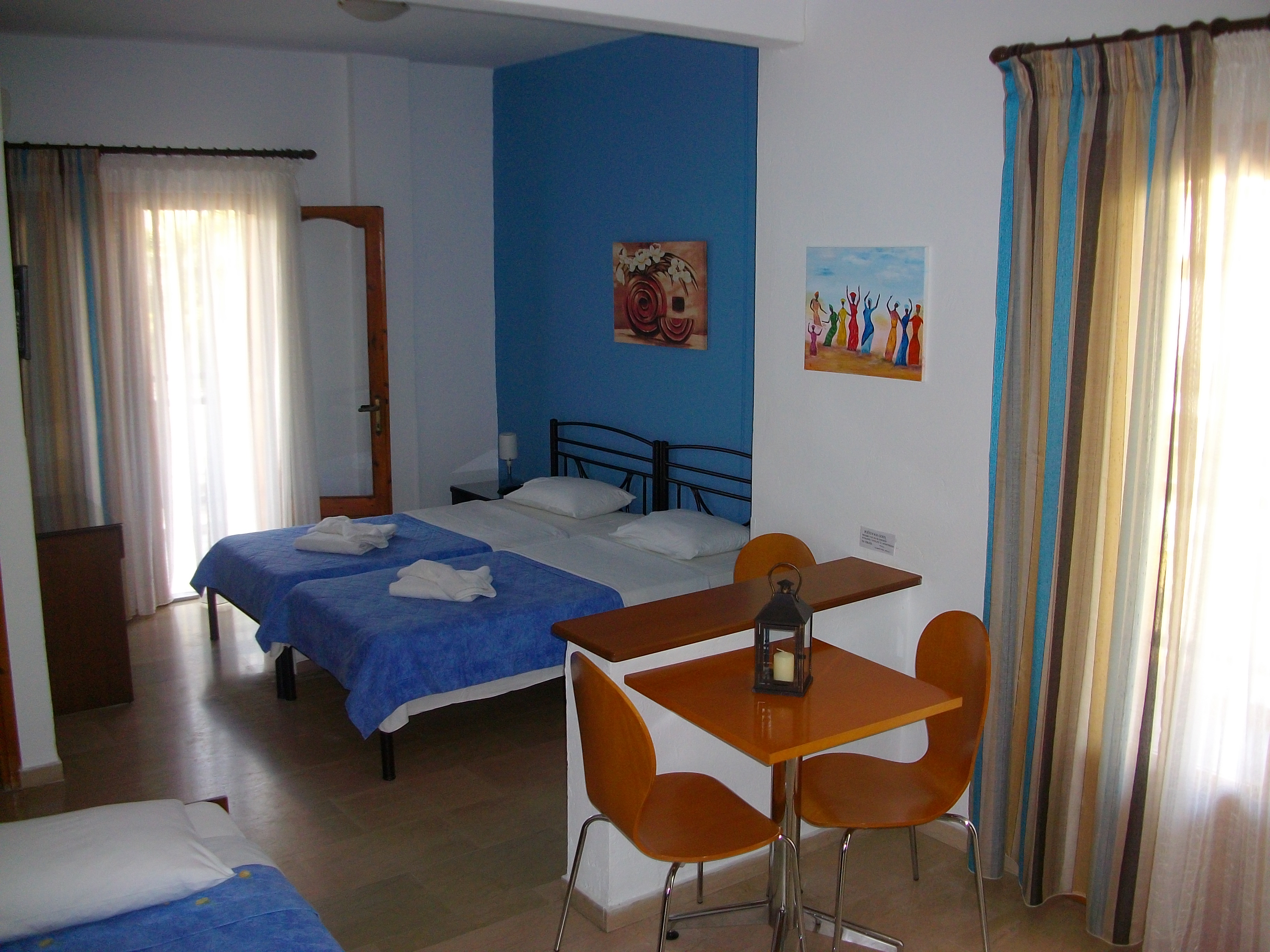 Pella House Hotel