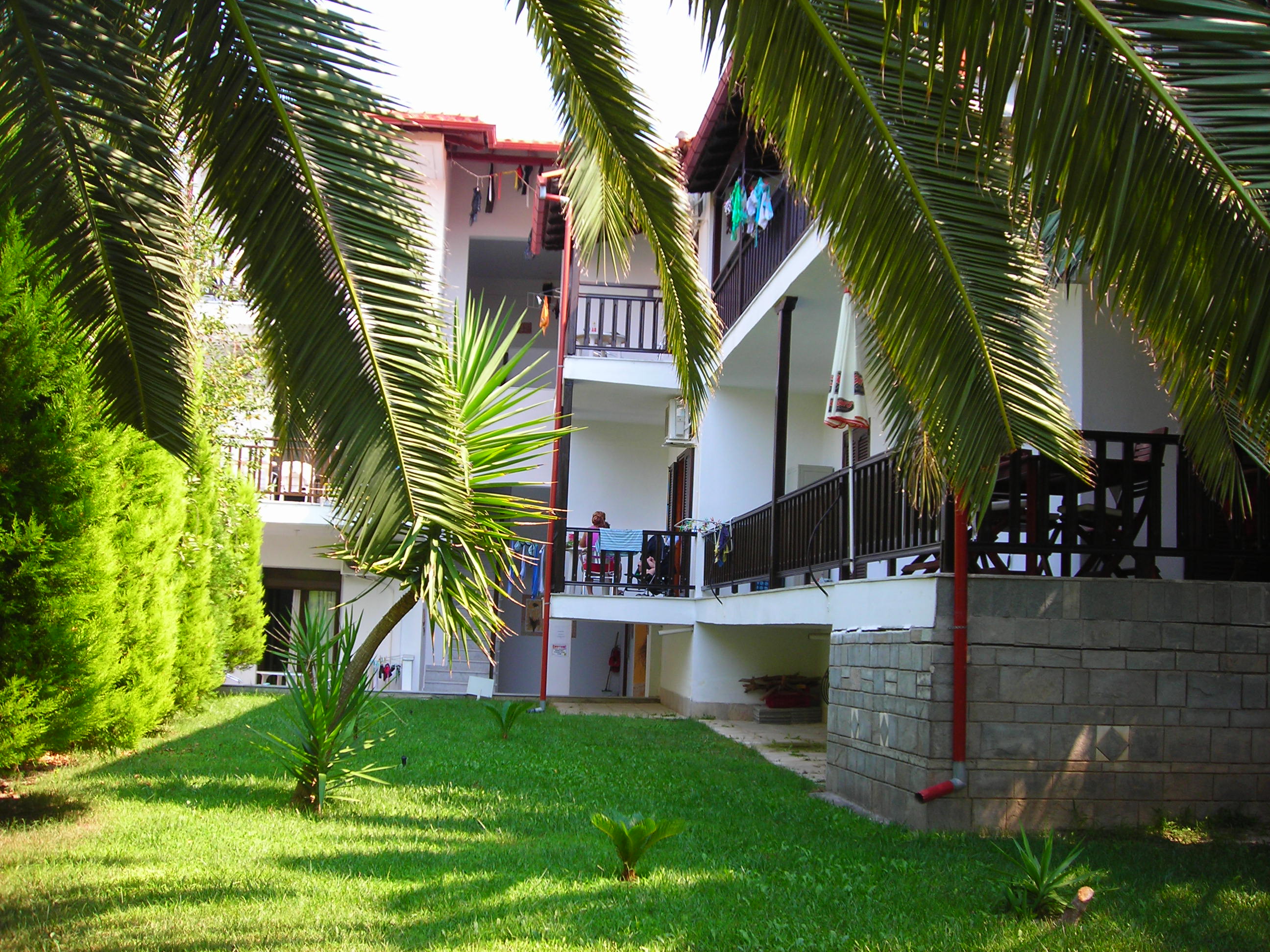 Pella House Hotel