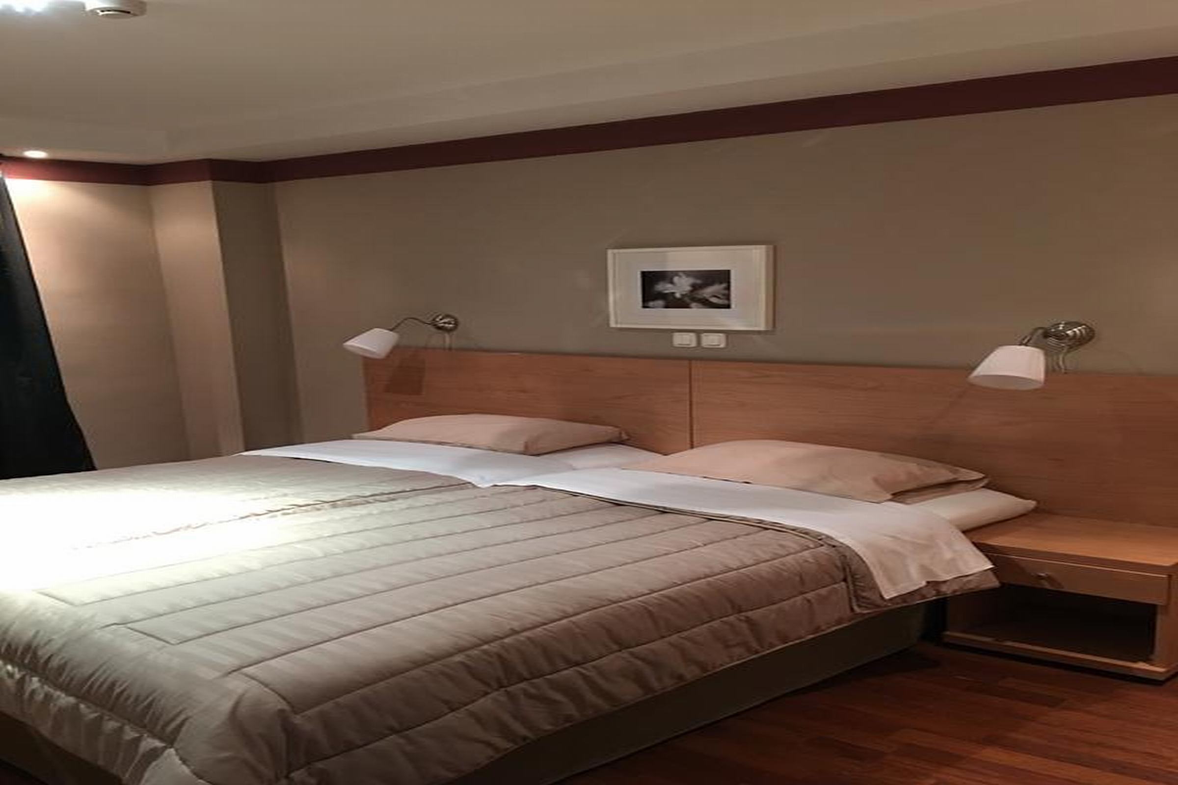 Athina Airport Hotel
