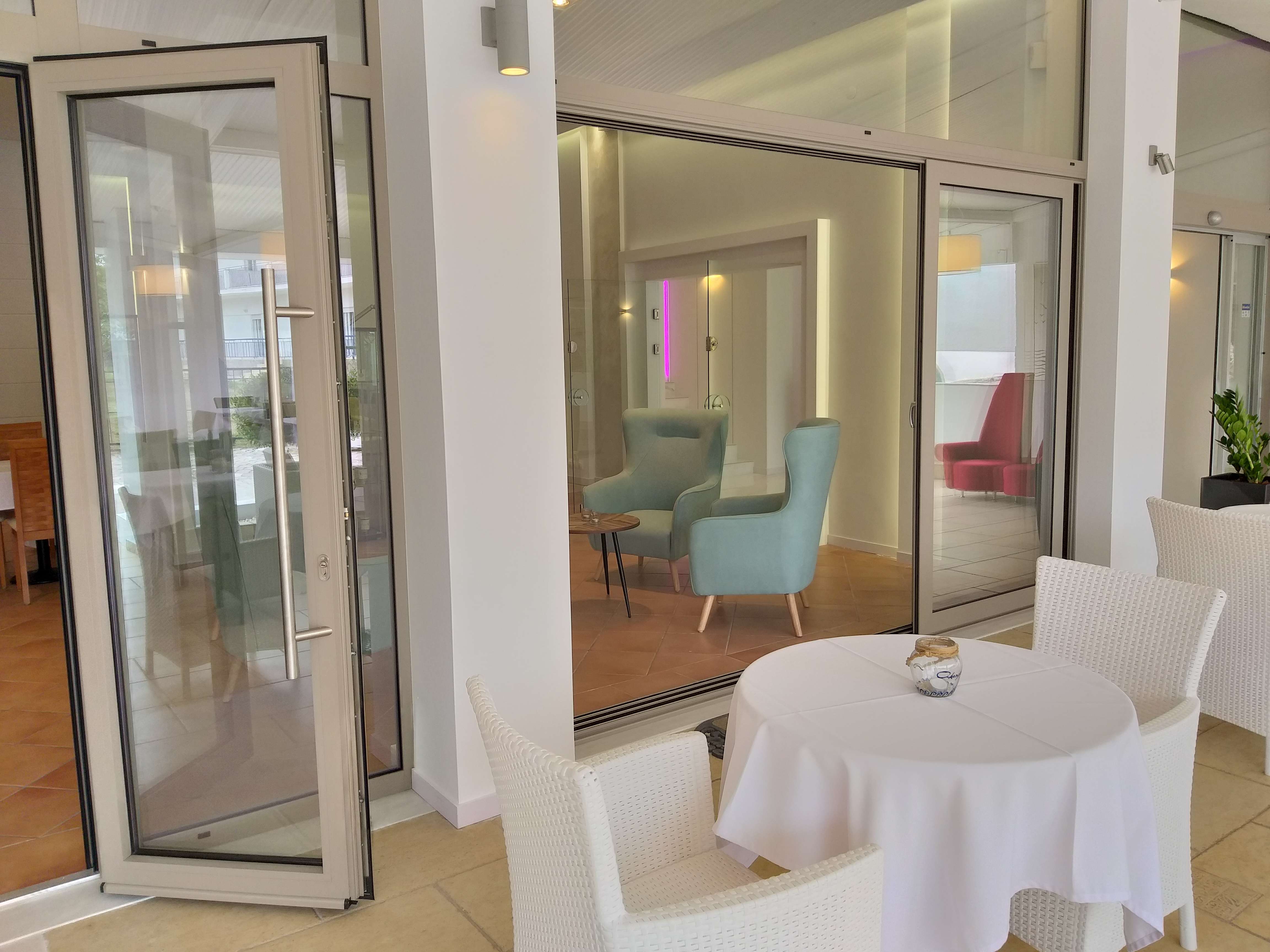 Akrogiali Exclusive Hotel