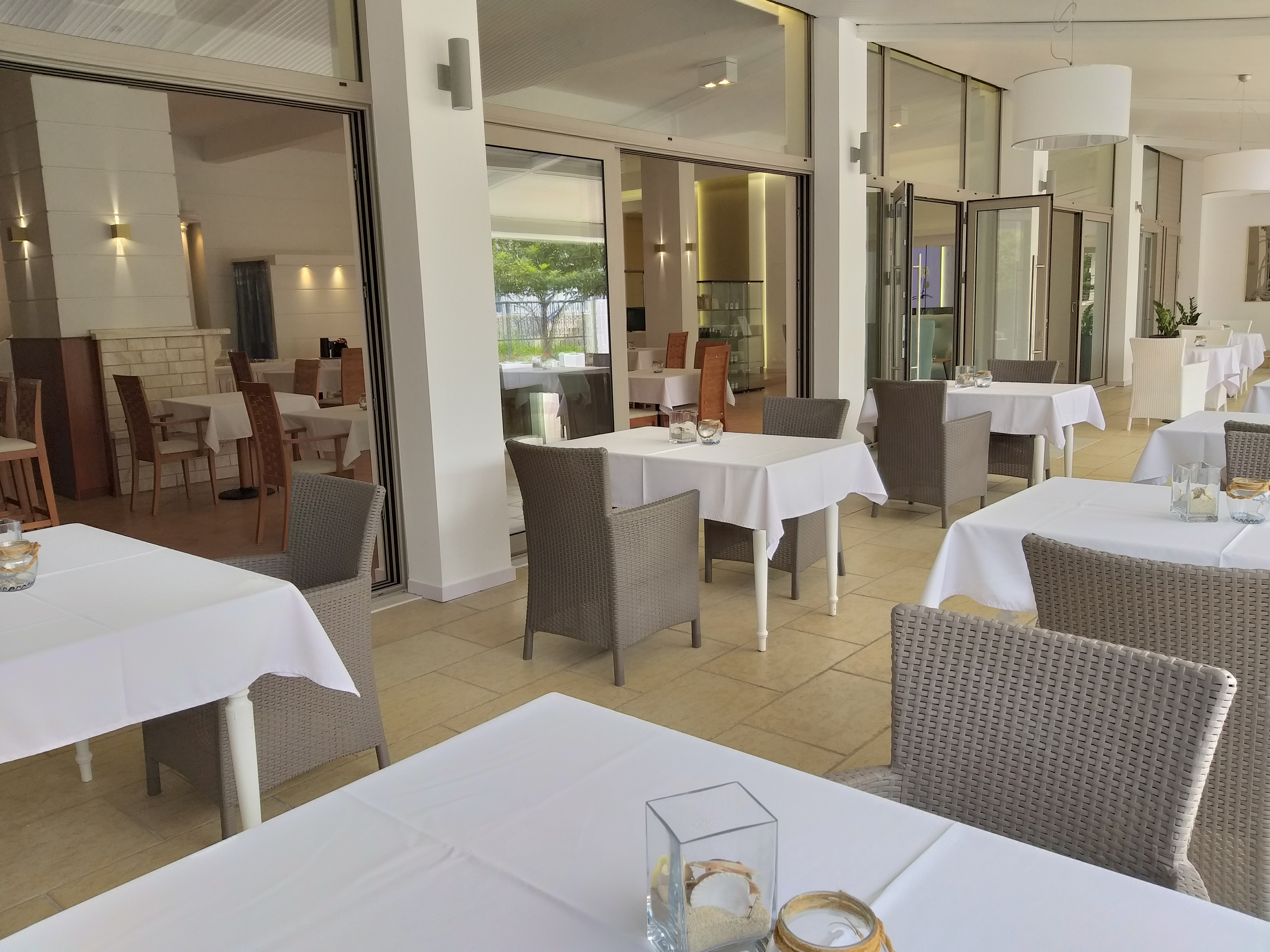 Akrogiali Exclusive Hotel