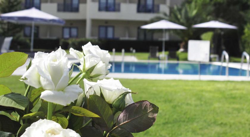 Azur Hotel