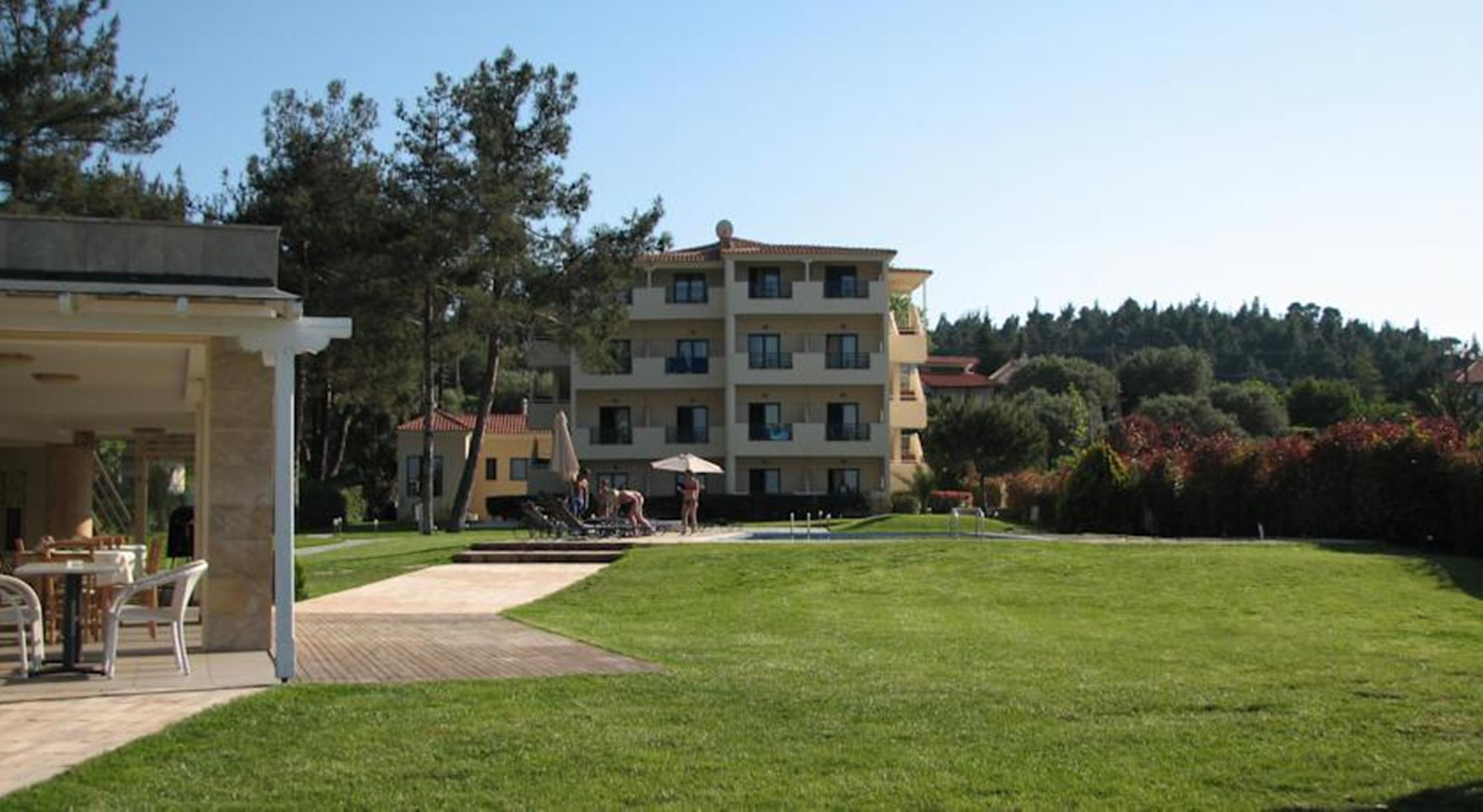 Azur Hotel