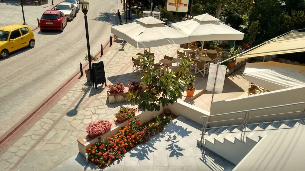 Kentrikon Suites