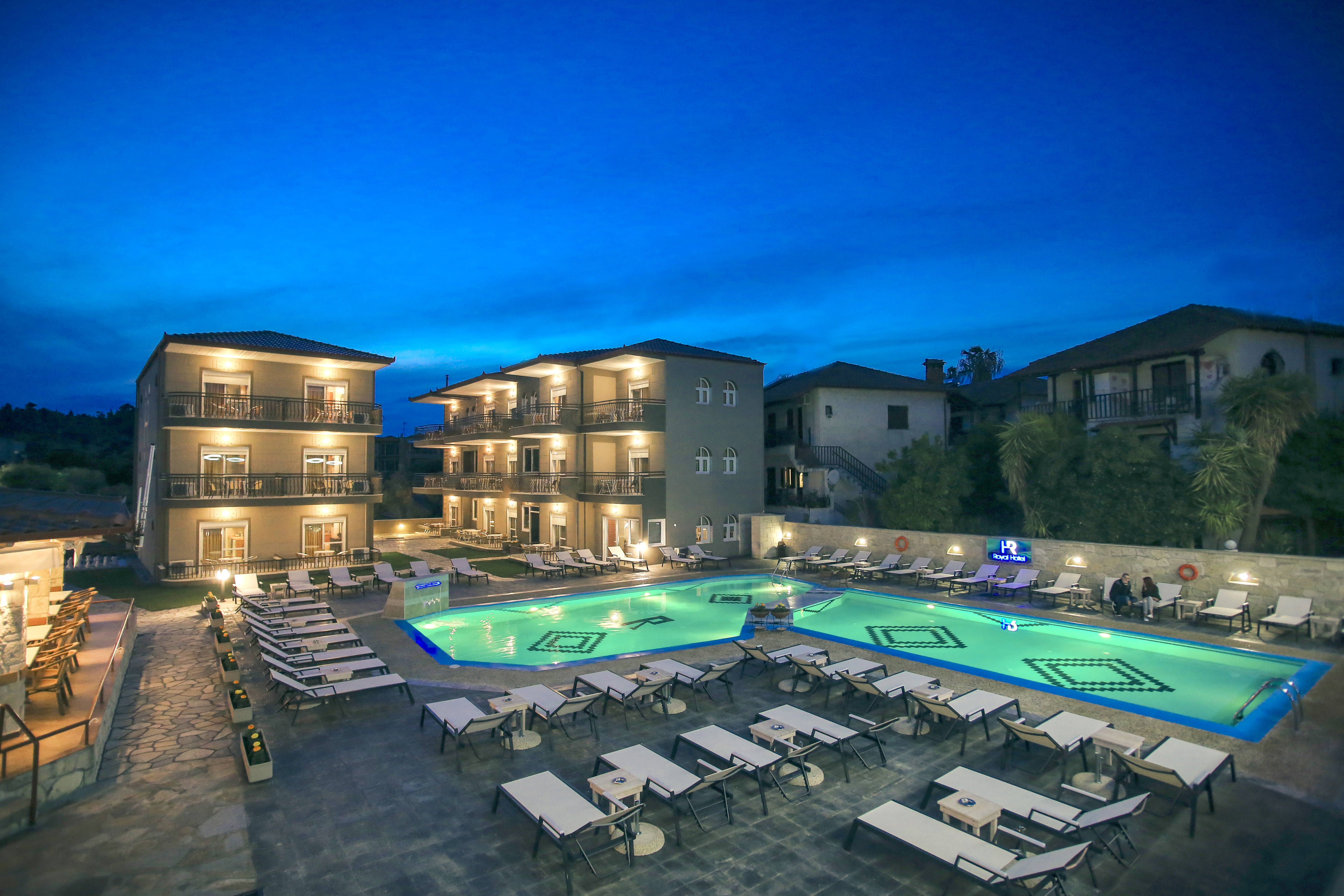 Royal Hotel and Suites