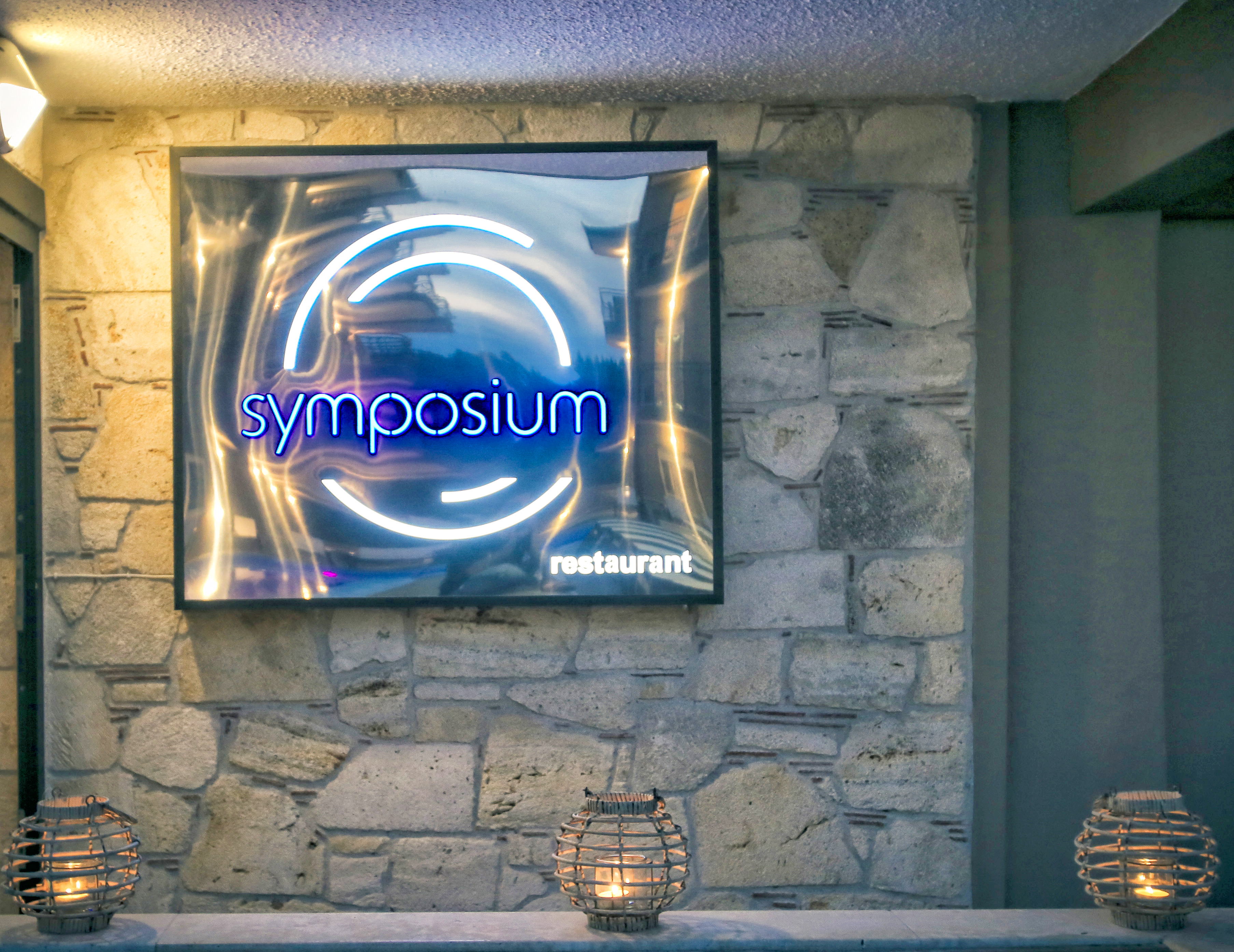 Royal Hotel and Suites