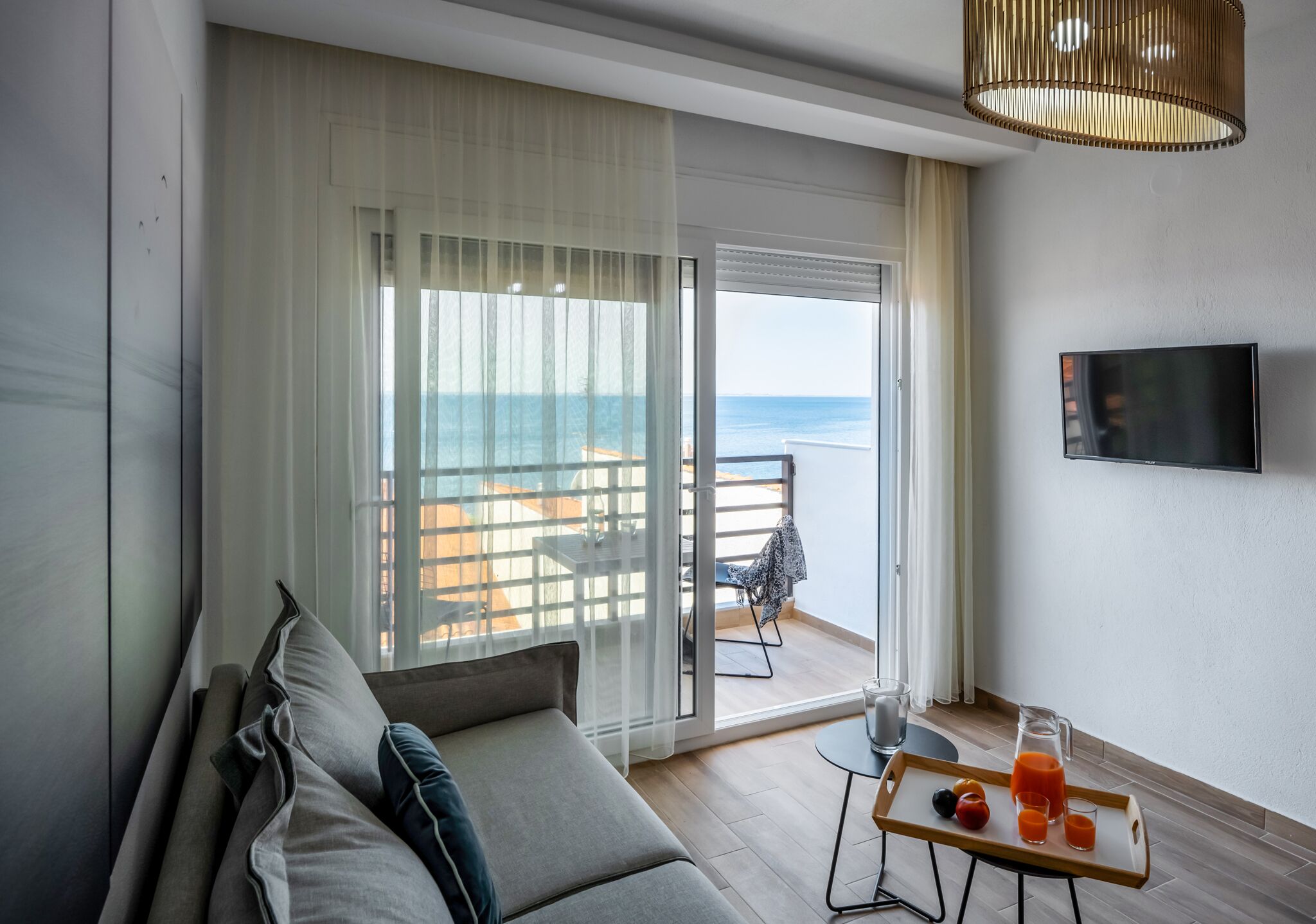 Aiora Suites