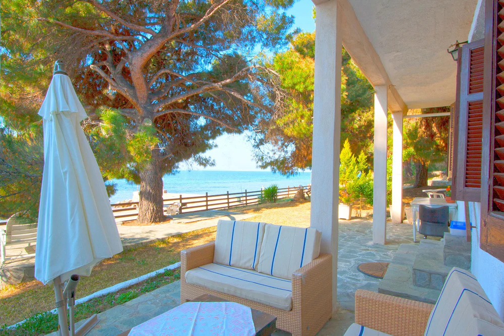 Barlee BeachFront House