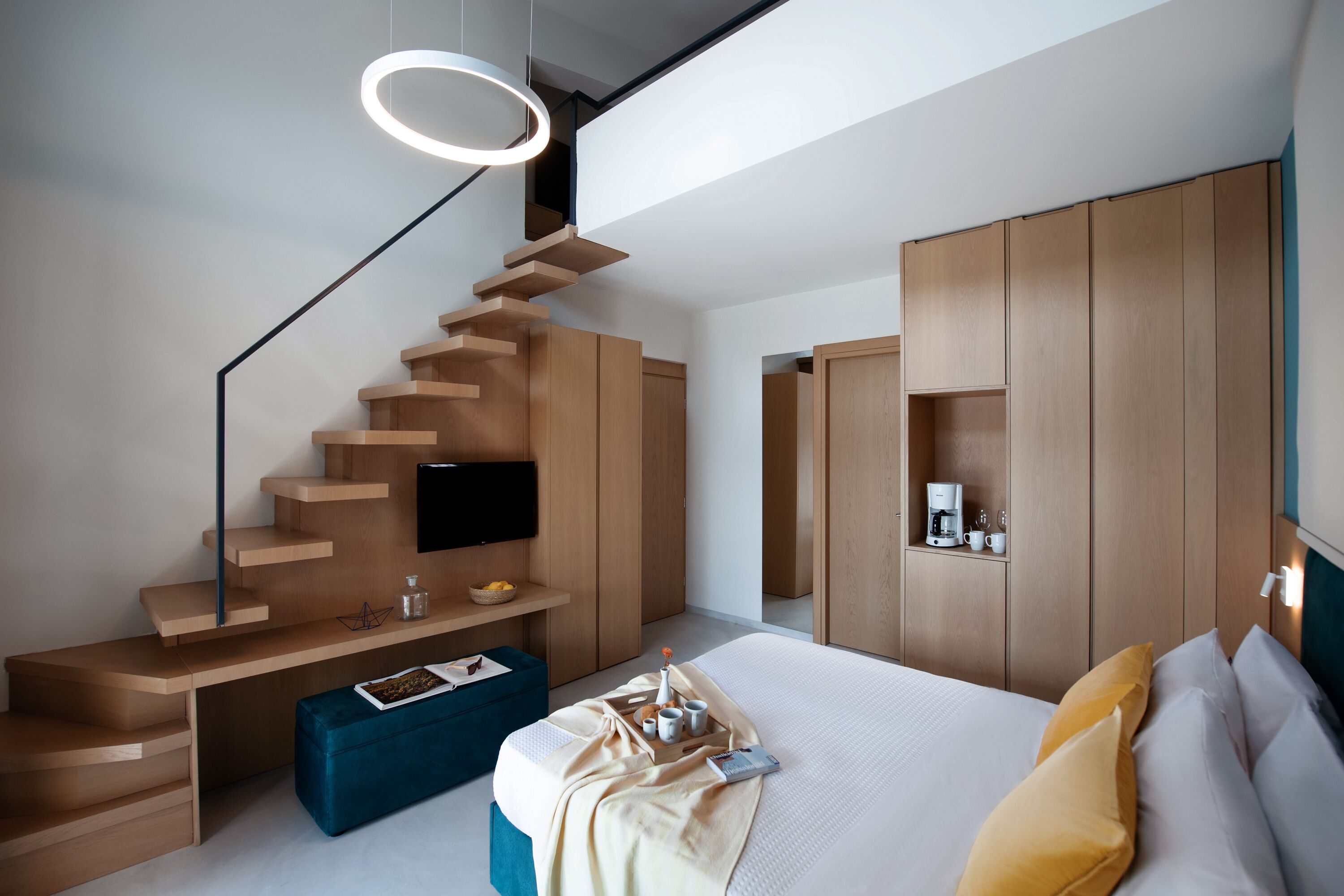 Chronos Suites